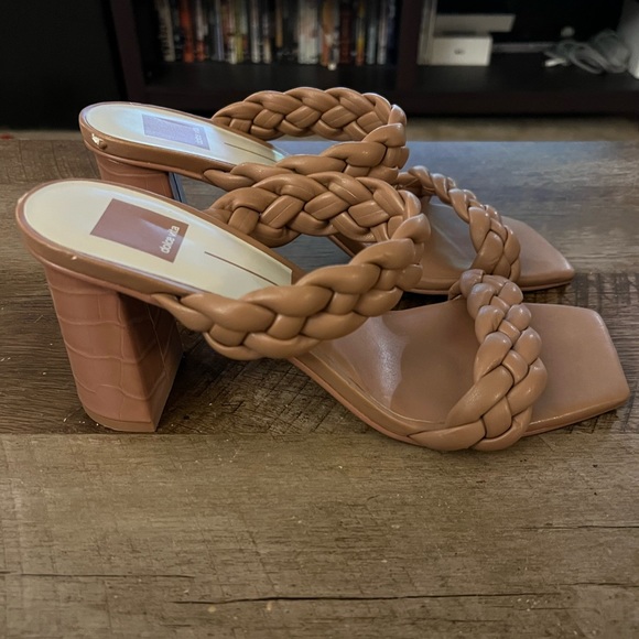 Sandals - Picture 3 of 7